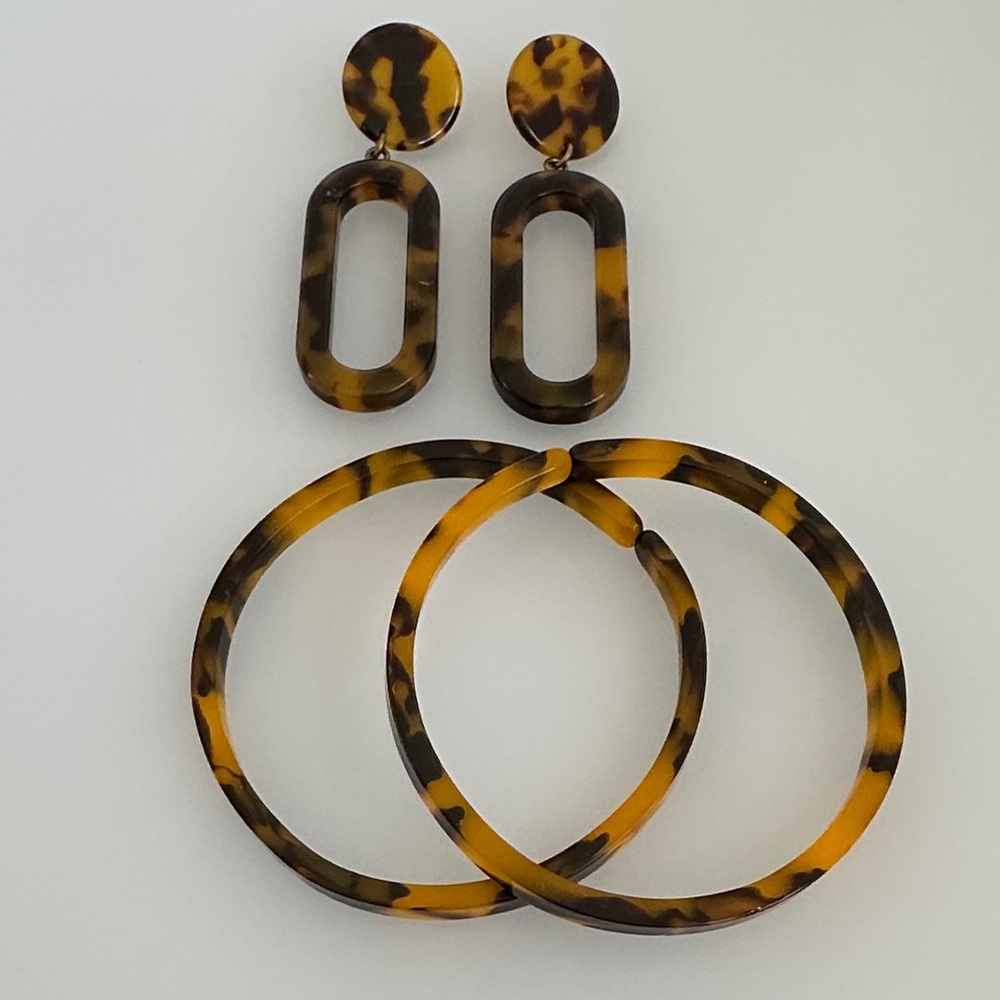 Artisan Tortoiseshell bangles bracelet 2 & Oval Drop Earrings